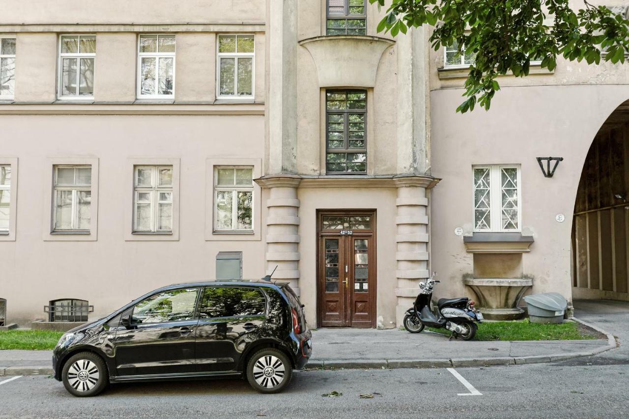 Ausekla Deluxe Apartment Riga Exterior photo